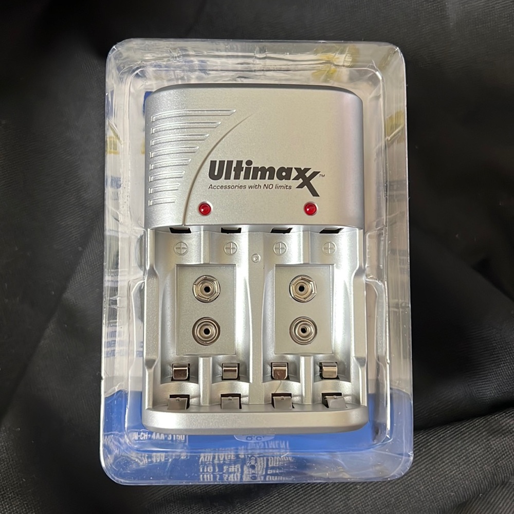 Rapid charger for aaa aa 9v ni-mh nicd batteries